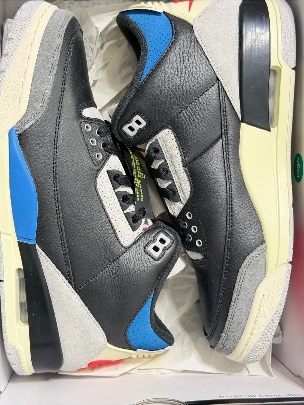 Air Jordan 3 Retro “Racer Blue”